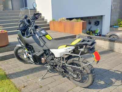 Husqvarna 901 Norden (2024) - Foto 1