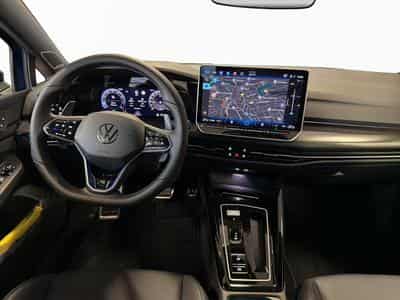 VW Golf R (2026) - Photo 2