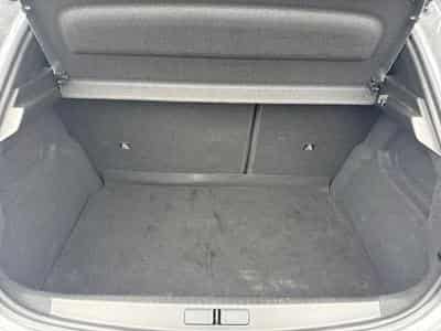 PEUGEOT 208 1.2 Hybrid 100ch Allure e-DCS6 (2024) - Photo 6