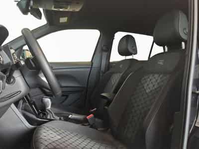 VW T-Cross R-Line (2024) - Photo 9