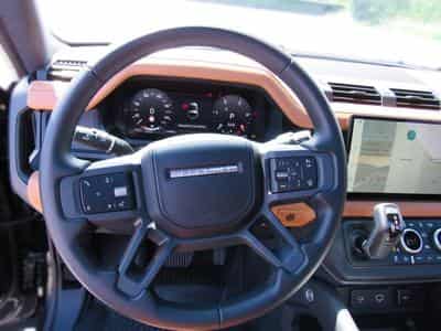 Land-Rover Defender 90 3.0 D250 MHEV L663 (2022) - Photo 9