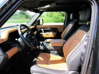 Land-Rover Defender 90 3.0 D250 MHEV L663 (2022) - Photo 7