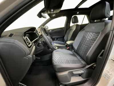 VW T-Roc R-Line+DSG+Pano+RearView (2024) - Photo 9