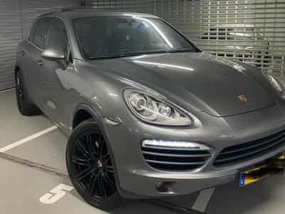 Porsche Cayenne S 4.2 V8 Diesel 382CV (2013) - Foto 1