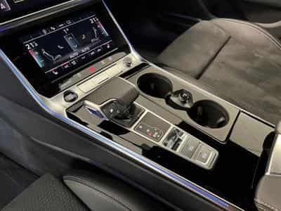 Audi A6 S-Line (2023) - Foto 8