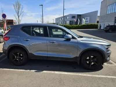 Volvo XC40 momentum T4 (2019) - Photo 2