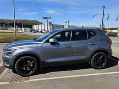Volvo XC40 momentum T4 (2019) - Photo 3