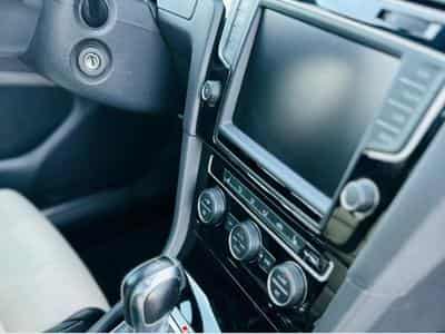 VW Golf 7 R Variant (2016) - Photo 5