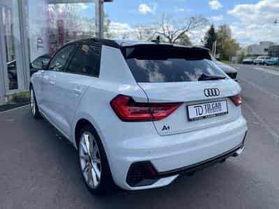 Audi A1 Sportback 35 TFSI S-tronic S-Line (2021) - Foto 13