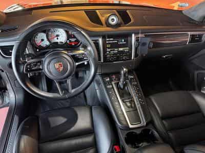 Porsche Macan Turbo (2017) - Photo 8