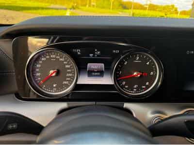 Mercedes E 400 AMG-Line (2019) - Photo 7