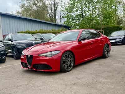 Alfa-Romeo Giulia 2.0 Turbo 280 AT Q4 Veloce (2020) - Photo 3
