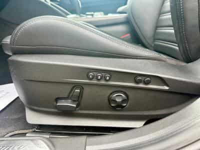 Alfa-Romeo Giulia 2.0 Turbo 280 AT Q4 Veloce (2020) - Photo 15