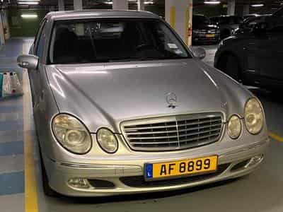 Mercedes E 220 (2002) - Photo 1