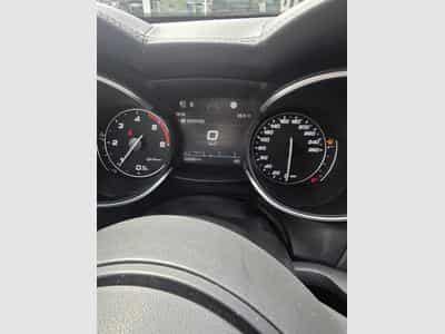 Alfa-Romeo Stelvio VELOCE 2.2 210 CV Q4 (2021) - Foto 4