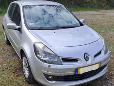 Renault Clio 3 confort pack clim (2007) - Photo 1
