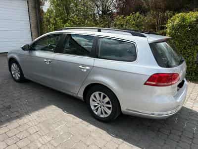VW Passat (2012) - Photo 1