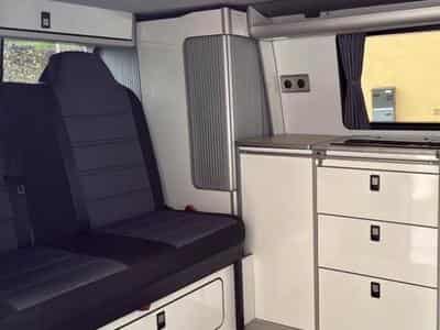 VW Transporter T6 California Conversion (2017) - Foto 9