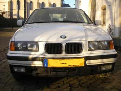 BMW 318 (1997) - Photo 3
