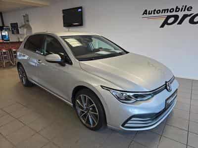 VW Golf VIII 1.5 TSI Life (2020) - Photo 1