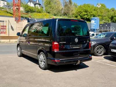 VW Multivan T6 2.0 TDI 199 DSG 4Motion 7pl. Generation Six (2018) - Foto 4