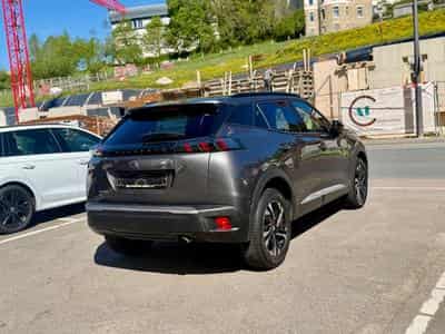 Peugeot 2008 1.2 PureTech 100 Allure (2022) - Photo 6