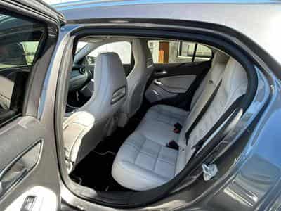 Mercedes GLA 200 CDI 7G-TRONIC 136CV (2017) - Photo 9