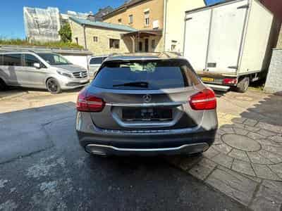 Mercedes GLA 200 CDI 7G-TRONIC 136CV (2017) - Photo 5