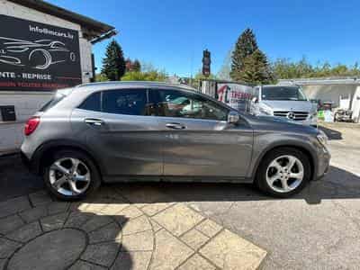 Mercedes GLA 200 CDI 7G-TRONIC 136CV (2017) - Photo 8