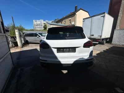 Porsche Cayenne S 4.2 TDI 385CV PANORAMA 21" (2016) - Photo 6