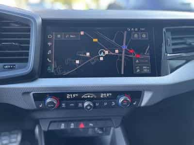 Audi A1 Sportback 30 TFSI S-tronic S-Line (2021) - Foto 10