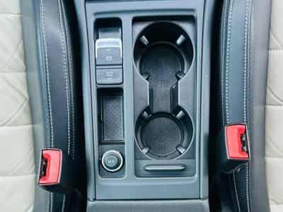 VW Golf 7 R Variant (2016) - Foto 13