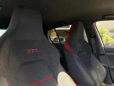 VW GTI GOLF 8 GTI CLUBSPORT 2.0L TSI 300CV AKRAPOVIC (2023) - Photo 8