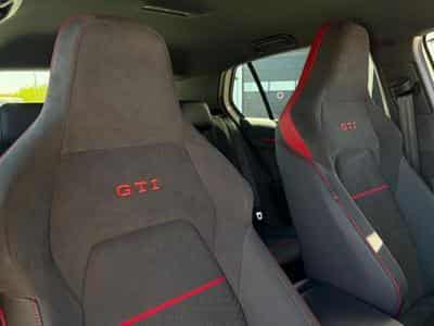 VW GTI GOLF 8 GTI CLUBSPORT 2.0L TSI 300CV (2024) - Photo 10