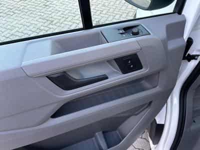 VW Crafter 30 2.0 TDI (2026) - Photo 3