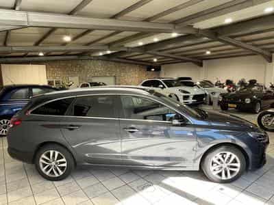 Hyundai i30 SW 1.6 CDRi MHEV Executive (2021) - Photo 6