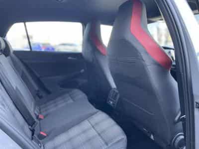 VW Golf 8 GTI 2.0 TSI DSG7 (2023) - Photo 5