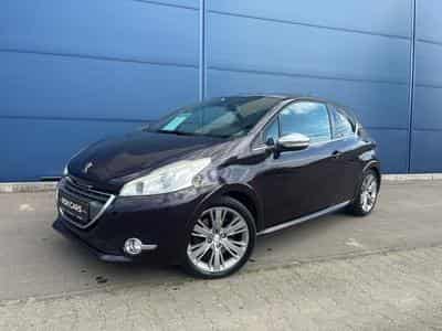 Peugeot 208 1.6 THP 156 XY (2013) - Photo 1