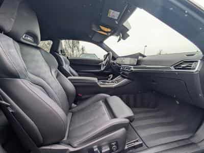 BMW M4 Competition XDrive (2023) - Foto 12