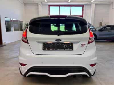 Ford Fiesta ST (2016) - Photo 5