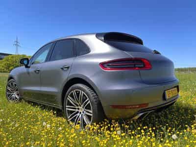 Porsche Macan TURBO (2015) - Foto 4