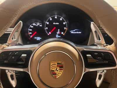 Porsche Macan TURBO (2015) - Foto 12