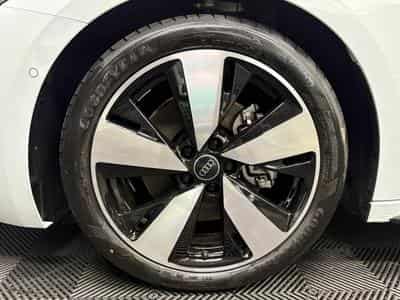 Audi A5 AVANT 40 tfsi 204cv S-Line Edition (2025) - Photo 6