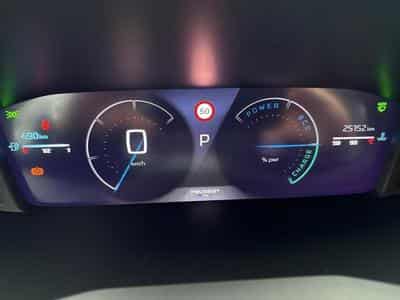 PEUGEOT 208 1.2 Hybrid 100ch Allure e-DCS6 (2024) - Photo 6