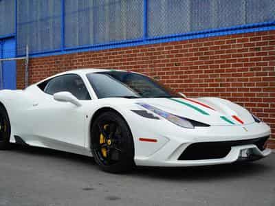 Ferrari 458 Speciale (2015) - Photo 1