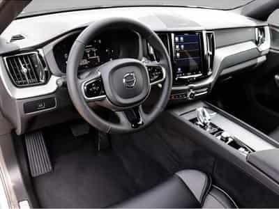 Volvo XC60 (2026) - Photo 3