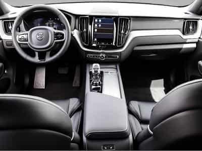 Volvo XC60 (2026) - Photo 4