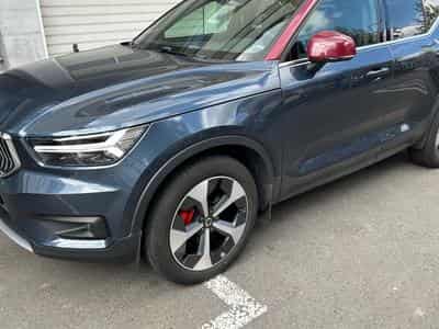 Volvo XC40 T4 - Inscription (bi-couleur) (2019) - Photo 2