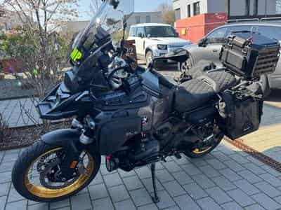 BMW R 1300 Gsa Triple Black (2025) - Photo 1