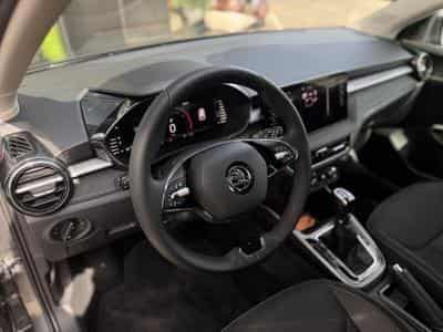 Skoda Fabia STYLE 1.5L 150CV (2022) - Photo 5